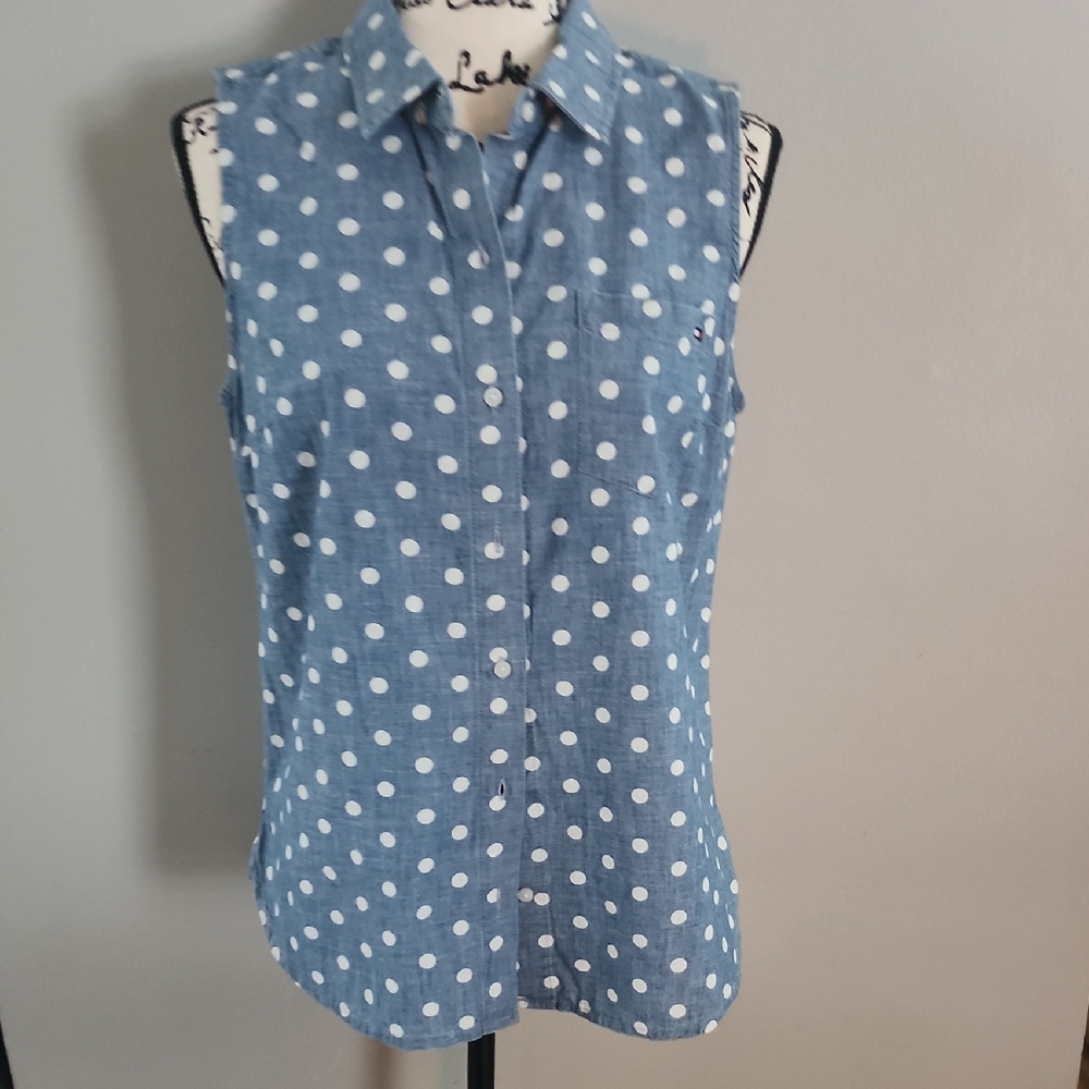 Tommy Hilfiger Sleeveless Blue and White Polka Dot Shirt